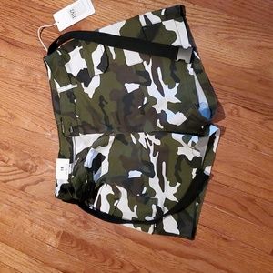 NWT camouflage cargo shorts